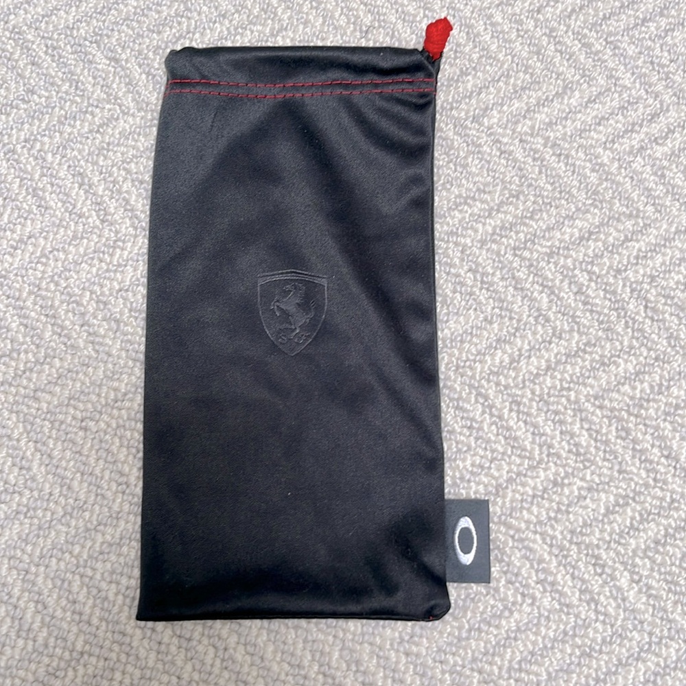 OAKLEY x FERRARI Soft Sunglasses Case. Brand New. Unused